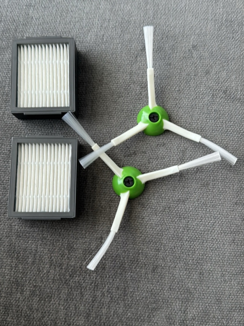 iRobot Roomba Vacuum Replacement Side Brushes and Filters